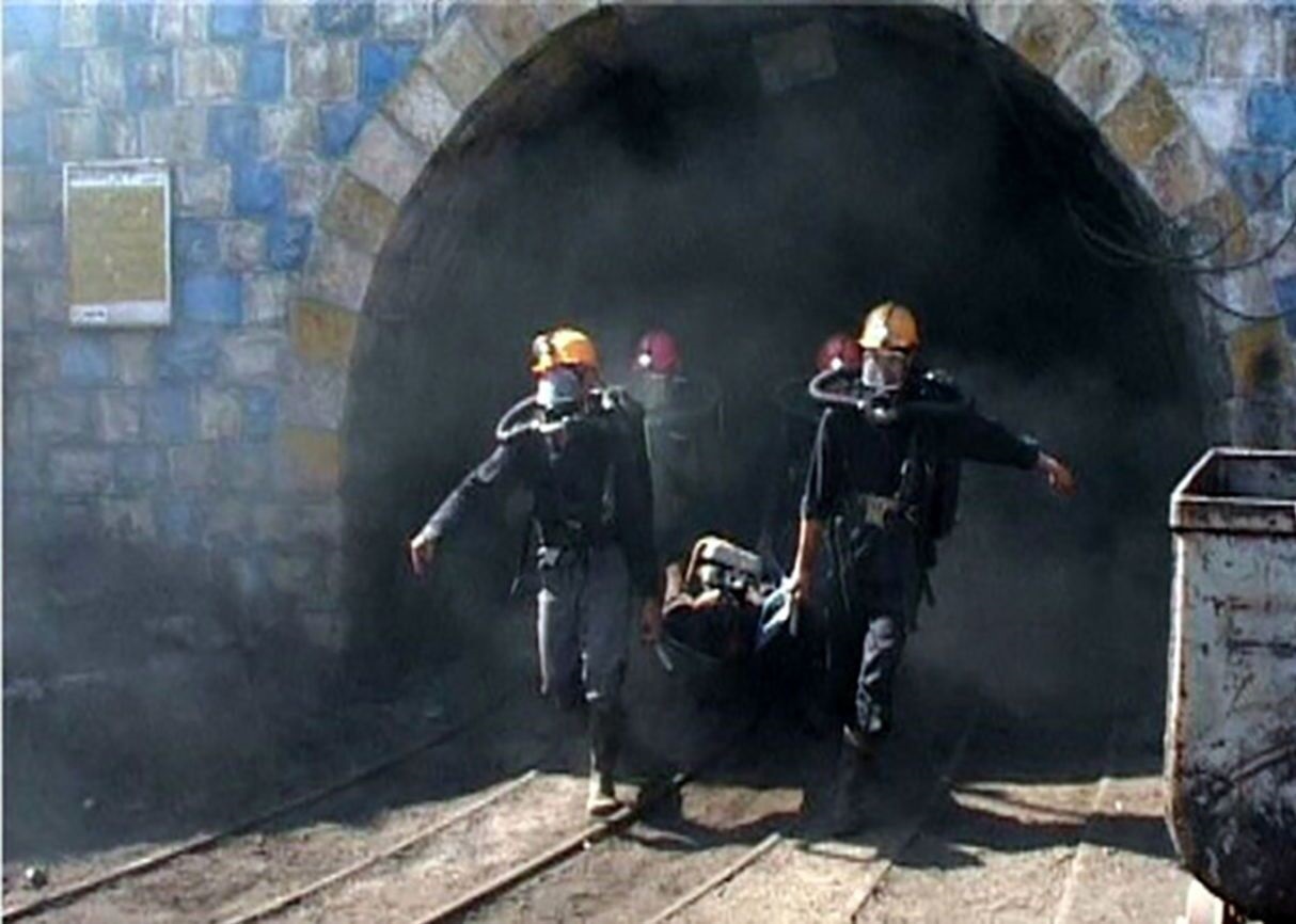 مرگ یک کارگر دیگر در معادن ذغال‌سنگ کوهبنان کرمان/ مدیران شرکت ذغال‌سنگ به دادگستری احضار شدند