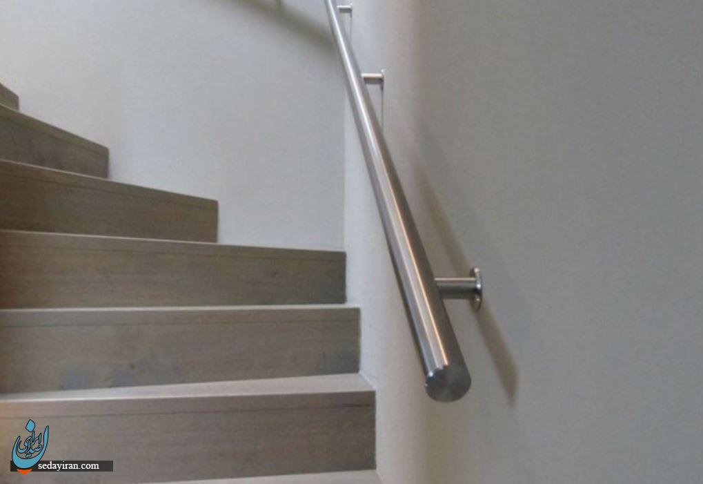 3 روش آسان بالا رفتن از پله برای سالمندان