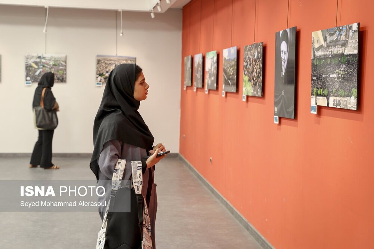 نمایشگاه عکس شهید ابراهیم رئیسی (+عکس)