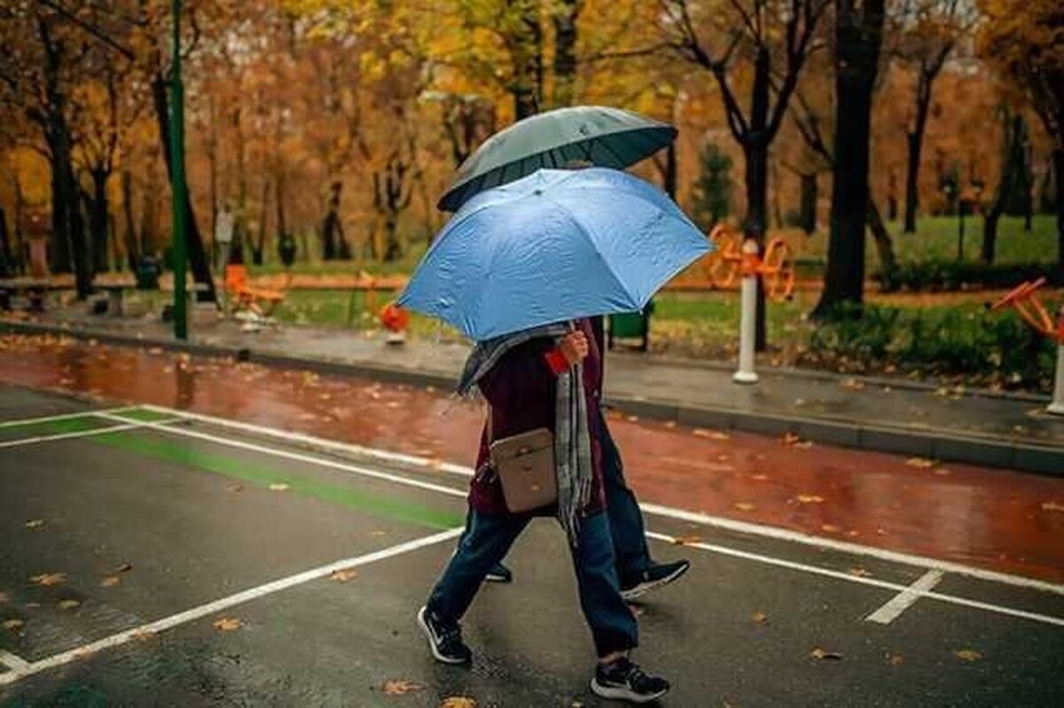 بارش باران و رعد و برق در تهران ۱۷ استان دیگر