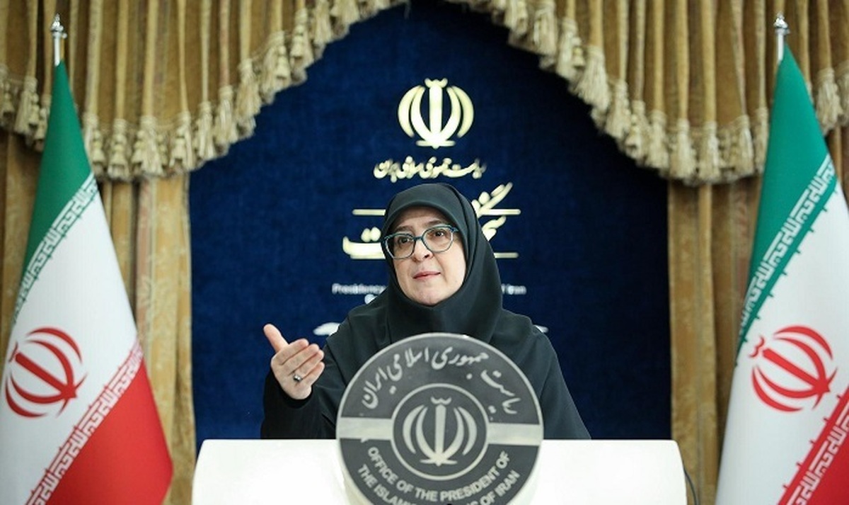سخنگوی دولت: دیپلماسی فعال وزارت خارجه همچنان ادامه دارد ؛ افزایش قابل توجه ۲۰۰ درصدی را در بودجه نظامی کشور شاهد بودیم ؛ سیاست ایران تنش‌زدایی و کاهش تهدیدات است