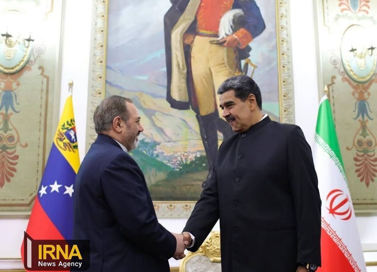 وزیر دفاع با مادور دیدار کرد