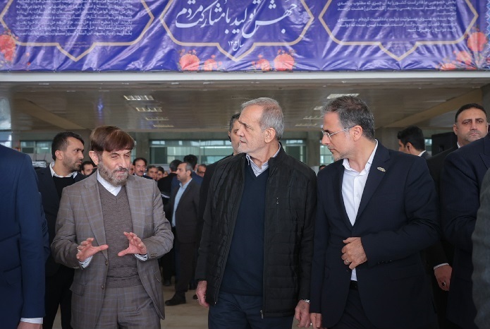 بازدید پزشکیان از نمایشگاه توانمندی بخش صنعت و معدن ؛ تحقق رشد اقتصادی ۸ درصد اولویت دولت است