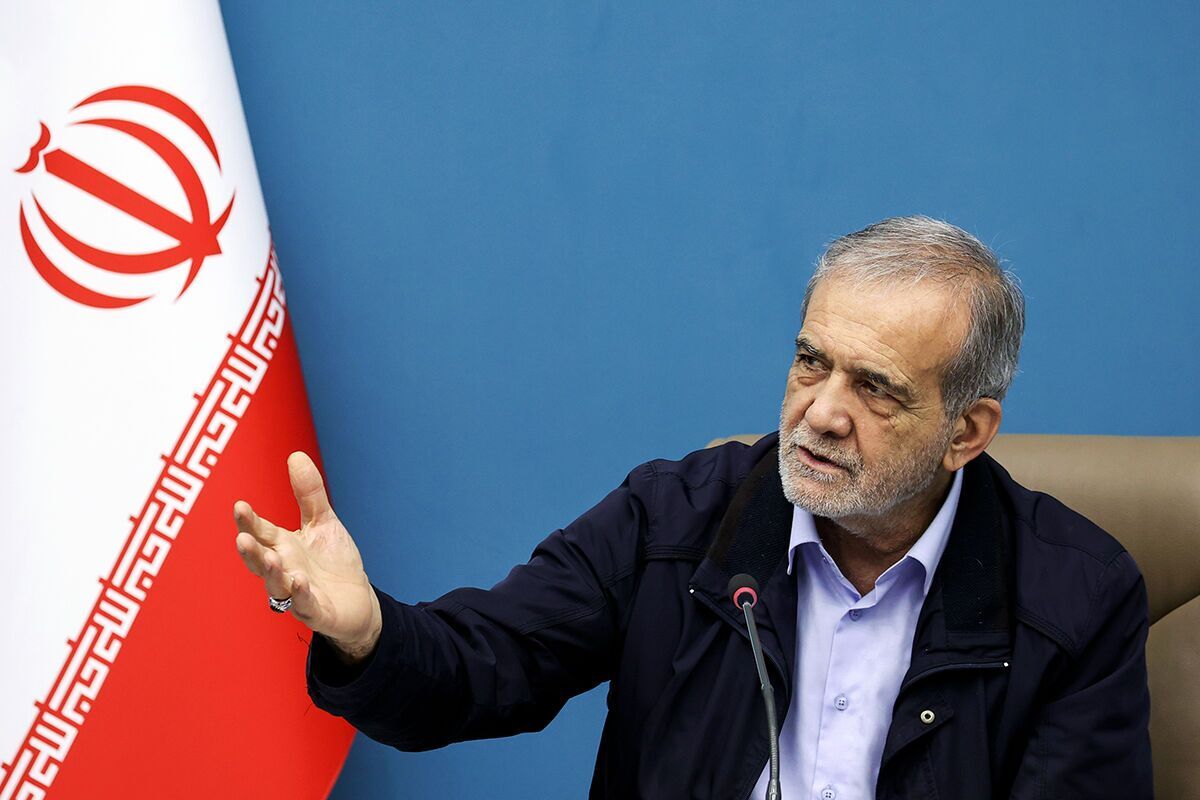 پزشکیان: انجام هماهنگی لازم برای استفاده از مشاوران بینالمللی در تهیه نقشهراه توسعه مکران