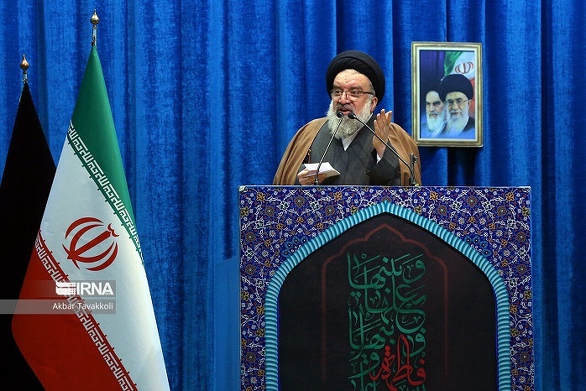آیتالله خاتمی: ایران تحمیل پذیر و تسلیم پذیر نیست