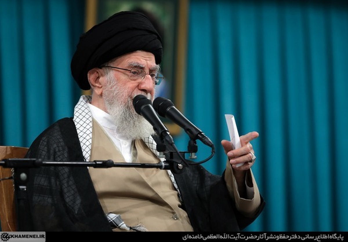 رهبر انقلاب: ایران به کوری چشم دشمنان، هر روز بر قدرت خود اضافه خواهد کرد؛ بعضی از حرفهای رئیسجمهور آمریک اساساً لایق جواب دادن نیست