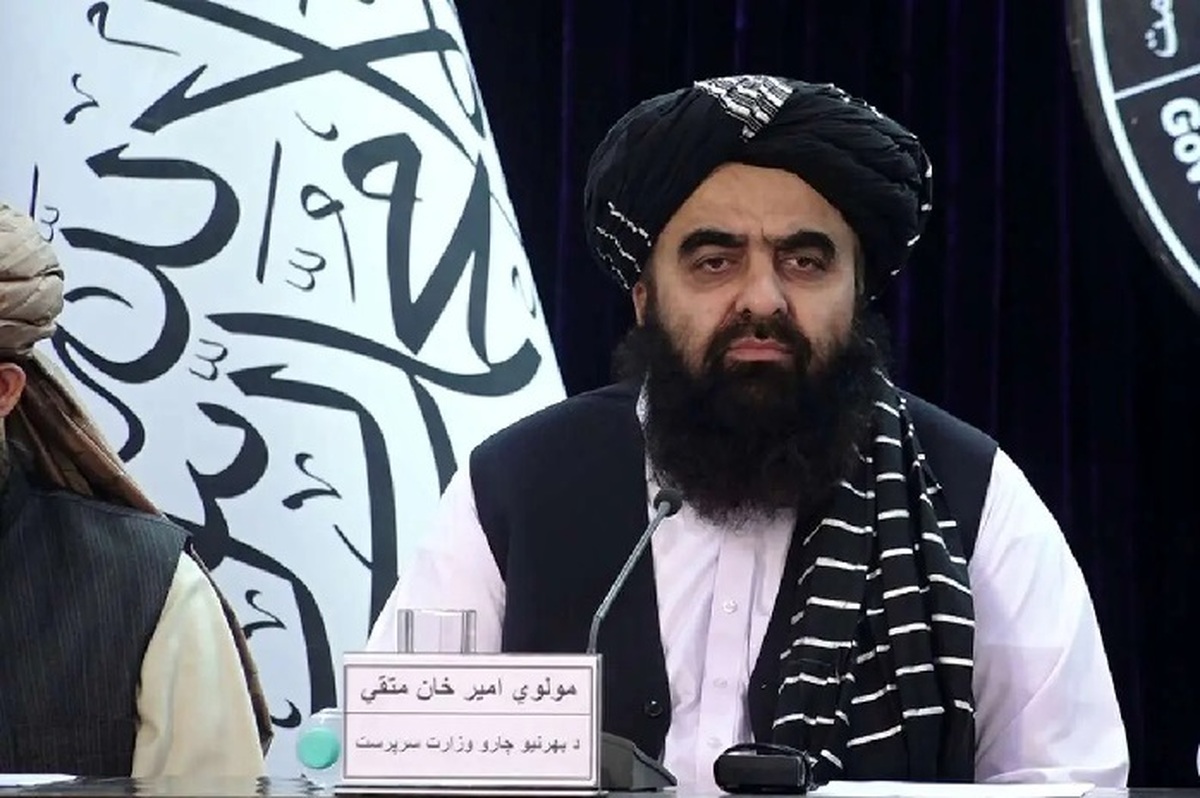 وزیر خارجهٔ طالبان: ایرانیها ۴۰ سال از میلیونها مهاجرِ ما پذیرایی کردهاند