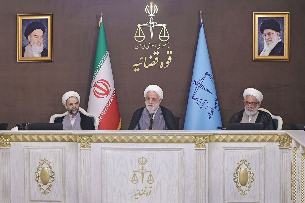 اژه ای: مدیران از پشت میزنشینی و گزارشخوانی صرف پرهیز کنند