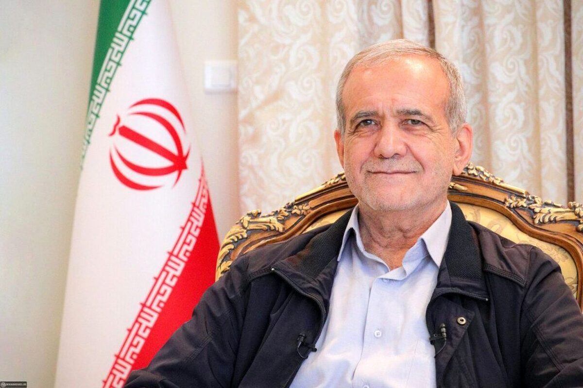 پزشکیان: ظرفیت برق خورشیدی گسترش مییابد