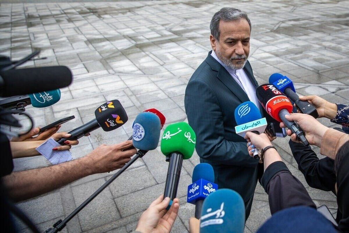 عراقچی: پرونده مذاکرات غیرمستقیم همچنان باز است ؛ بر مواضع خودمان ایستادگی داریم