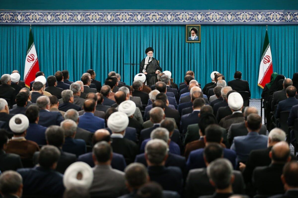 رهبر انقلاب: مجلس در لوایح اقتصادی کمتر دستکاری کند؛ کاهش احضار مسئولان دولتی به مجلس از مصادیق همکاری با دولت است