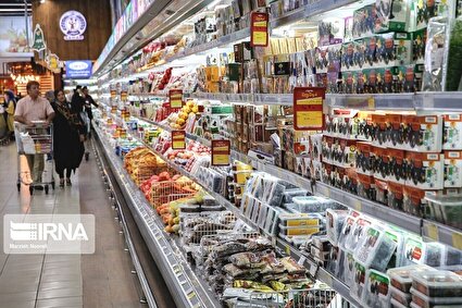 مفتح: کالا‌های اساسی احتکار نشده است؛ اوضاع تامین کالا‌های مردم در شرایط عادی است