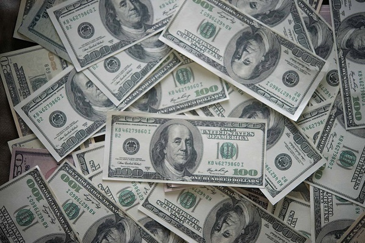پیش بینی قیمت دلار ۷ خرداد ۱۴۰۴