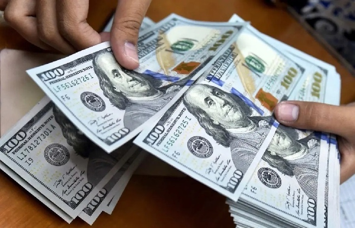 قیمت دلار امروز 18 تیر 1404
