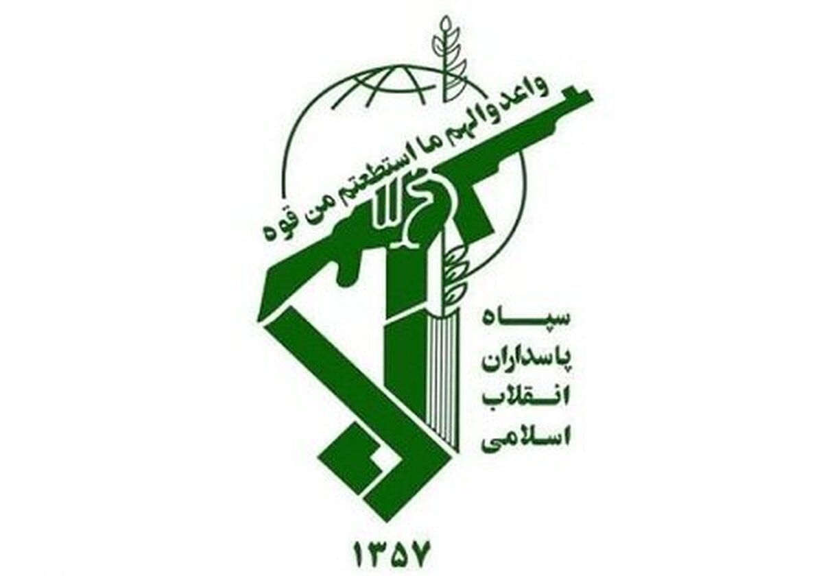 اصابت 3 موشک به پایگاه العدید آمریکا در قطر