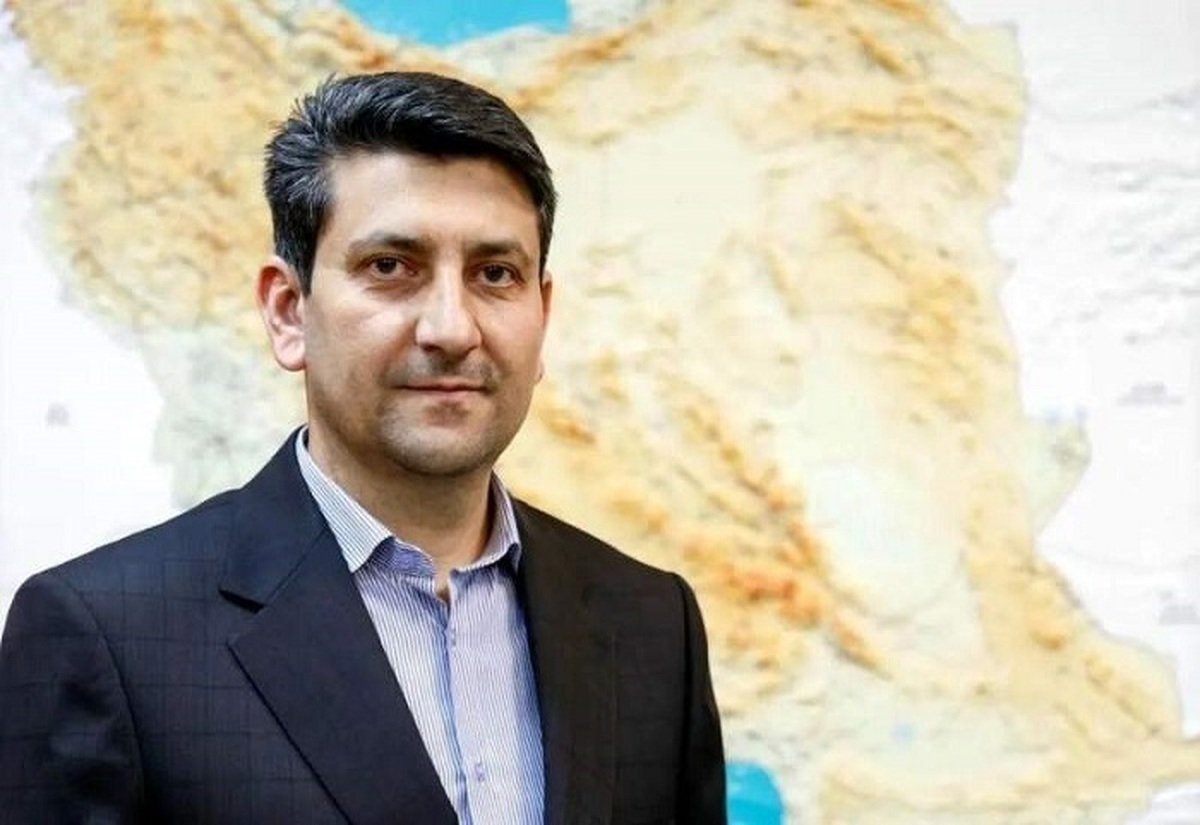 ستار هاشمی: با صلابت پیش خواهیم رفت