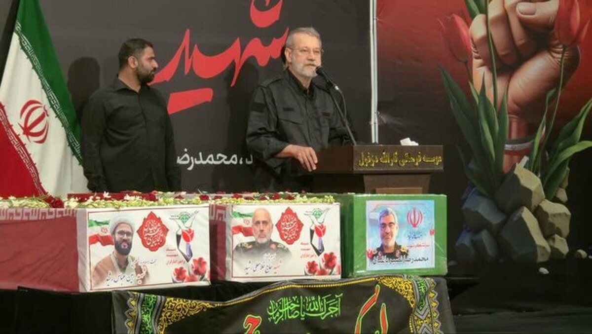 لاریجانی: دشمن باید تاوان شهادت سرداران ما را بدهد