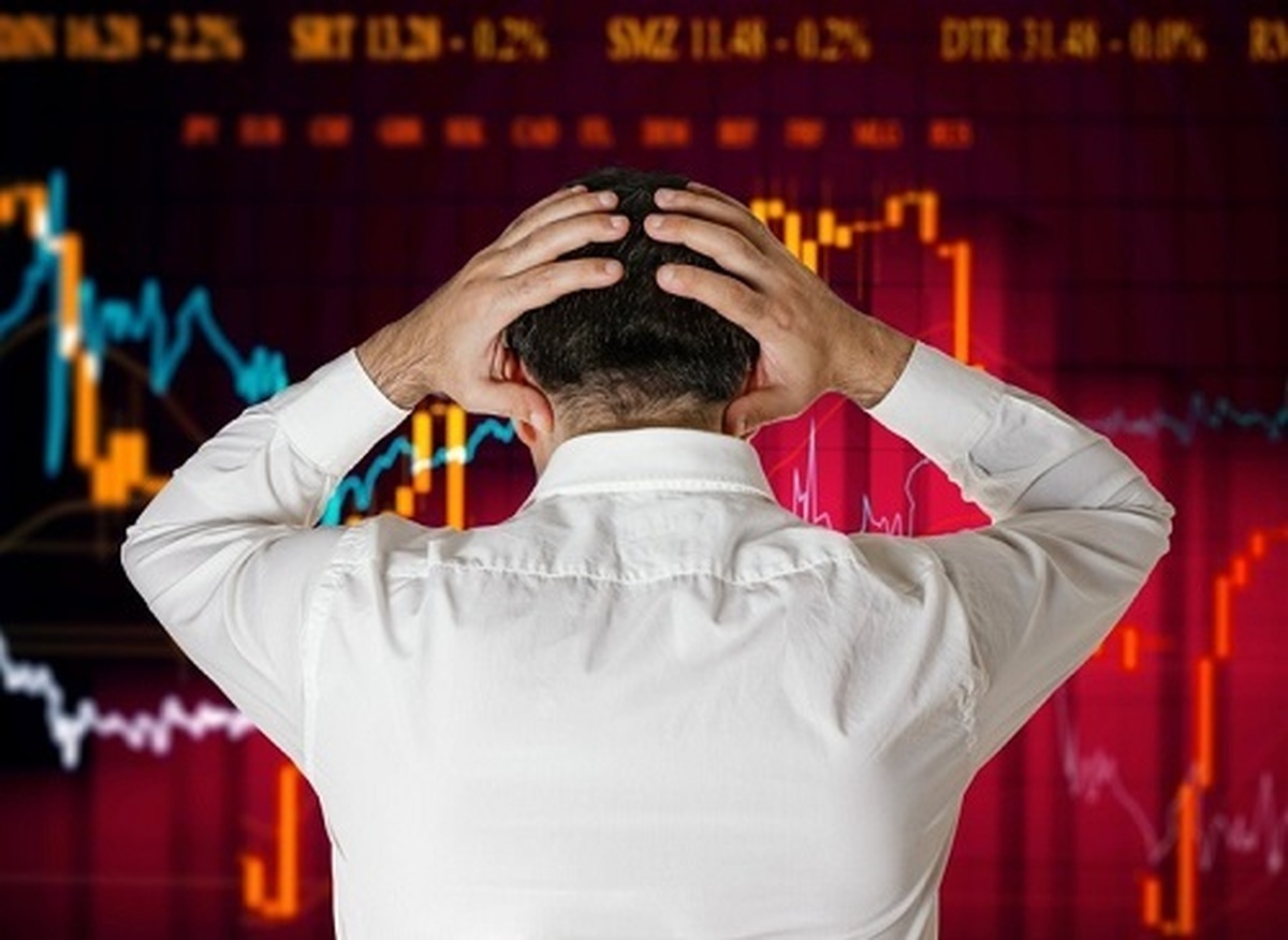 خروج گسترده پول حقیقی از بورس پیش‌بینی افت دوباره شاخص‌ها در روزهای آینده