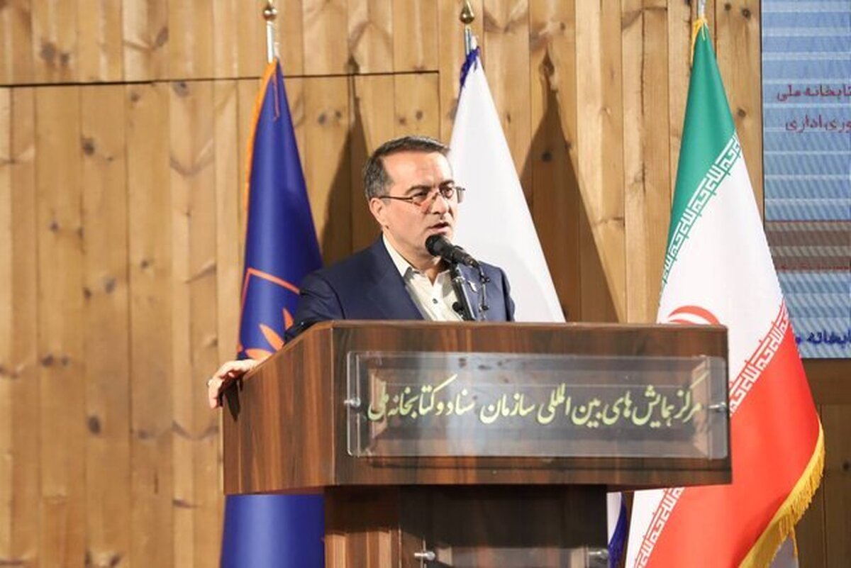 رفیع‌زاده: ساعت کاری ادارات تا ۱۵ شهریور تغییر نمی‌کند