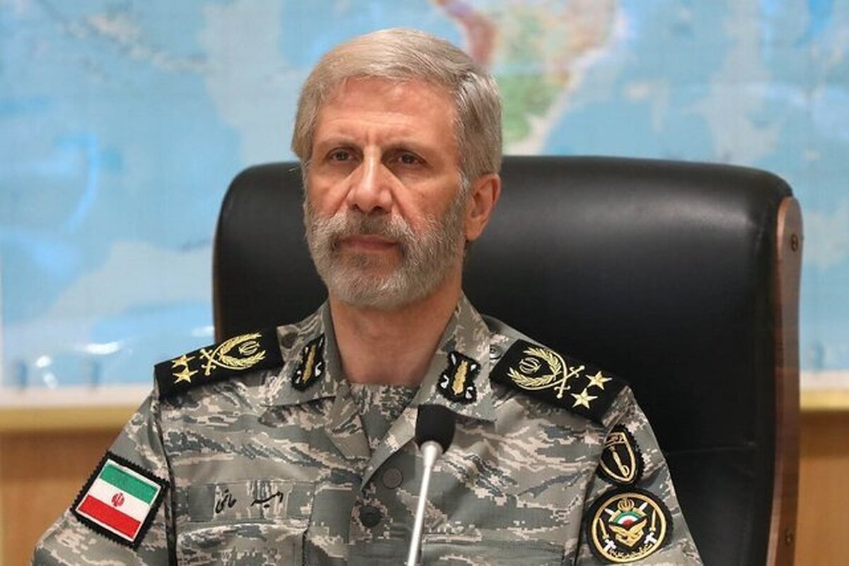 فرزندان برومند کشور در ارتش آمادهاند به هر متجاوز بداندیش پاسخی کوبندهتر و پشیمانکنندهتر دهند