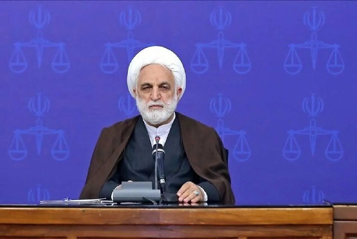تاکید اژه ای بر شناسایی و دستگیری عوامل تروریستی زاهدان