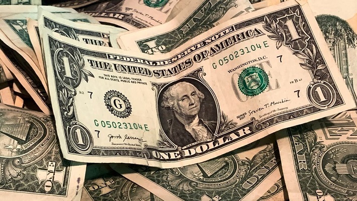 پیش بینی قیمت دلار سه شنبه ۷ مرداد ۱۴۰۴