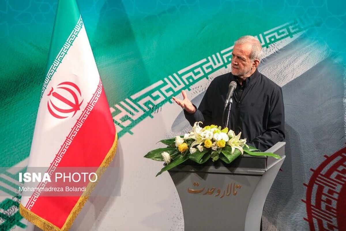 پزشکیان: مسیر توسعه کشور از دل حمایت از تولید، رفع موانع و تعامل دولت با صنعتگران میگذرد