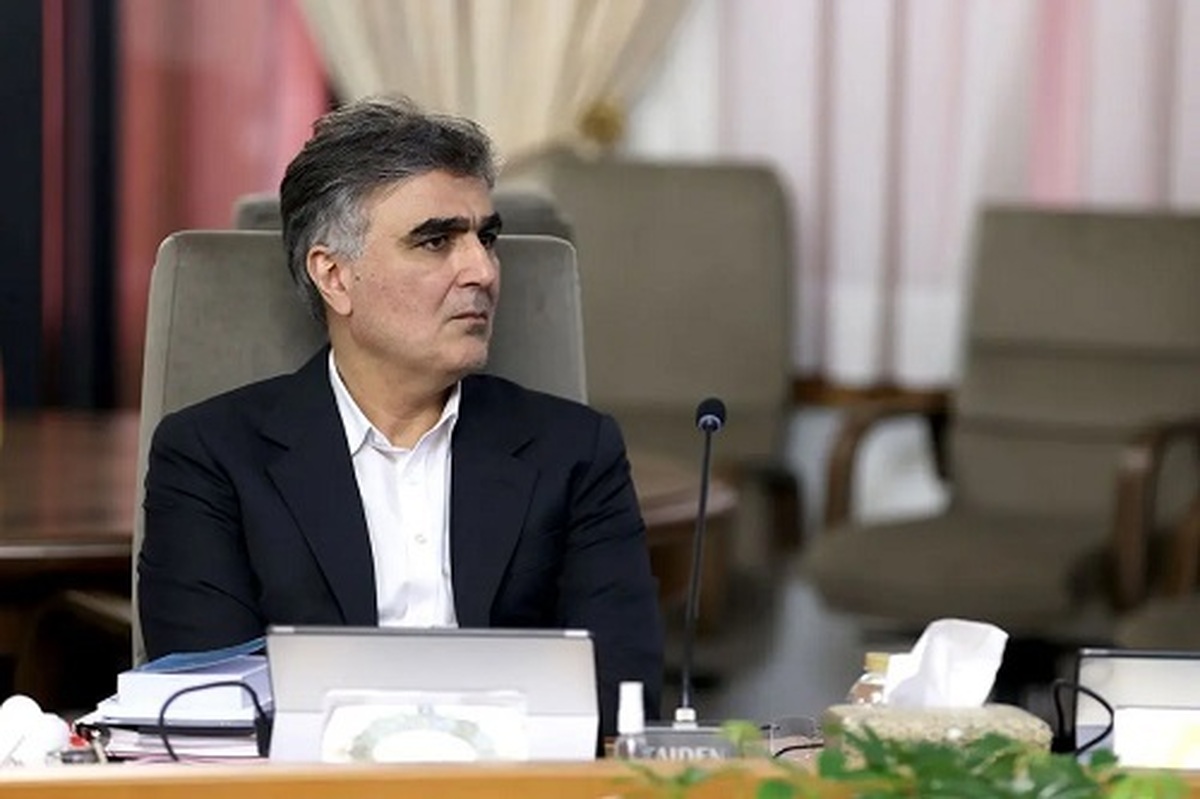 سفر فرزین به تبریز با دو محور کلیدی  توزیع عادلانه تسهیلات بانکی و آرام‌سازی بازار ارز و بورس