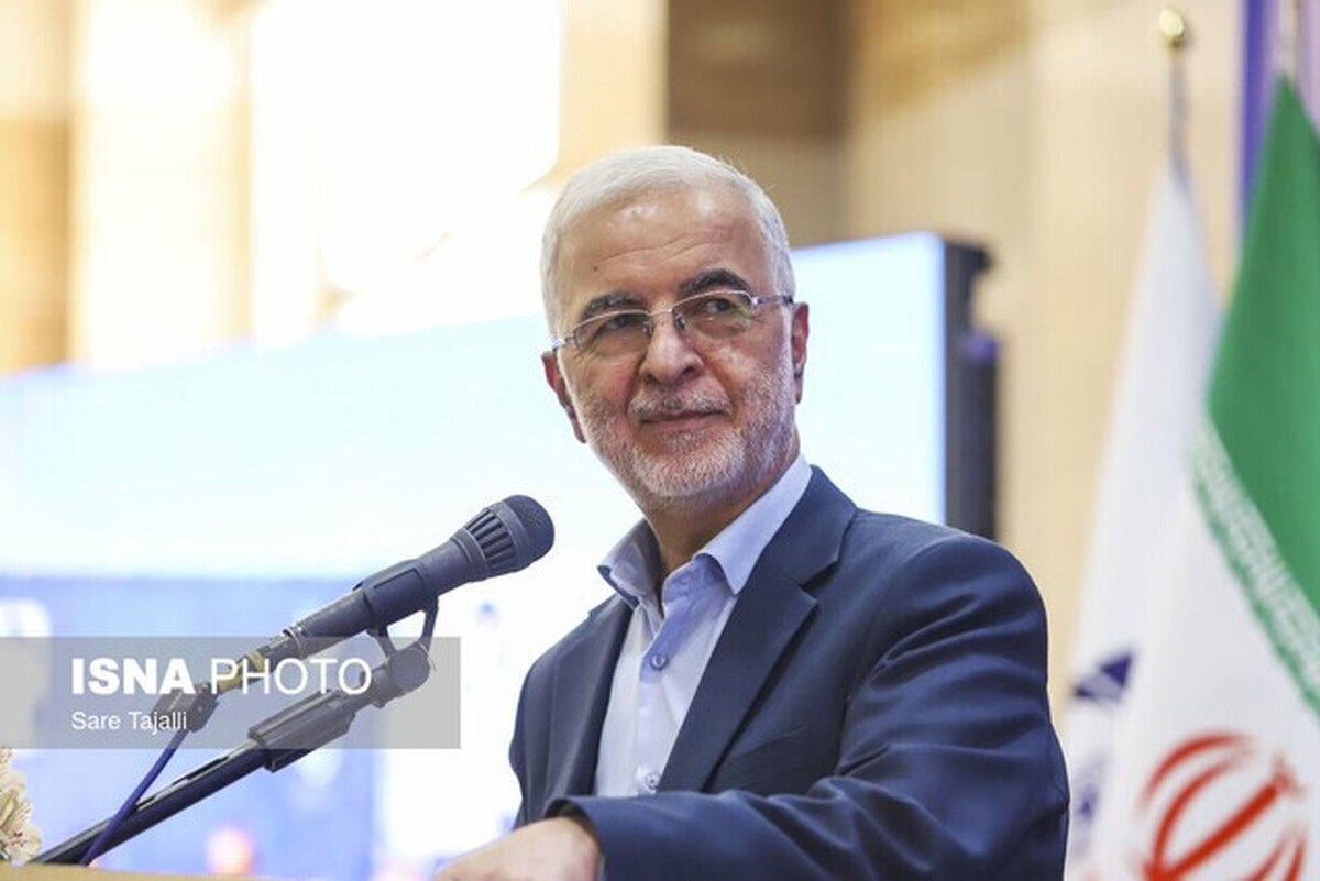 وزیر کشور: یارانه بخشی از هزینه نان را دولت پرداخت میکند