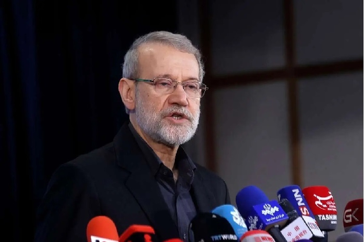 هشدار لاریجانی به دولتهای اسلامی؛ حداقل برای جلوگیری از نابودی خودتان تصمیم مختصری بگیرید!