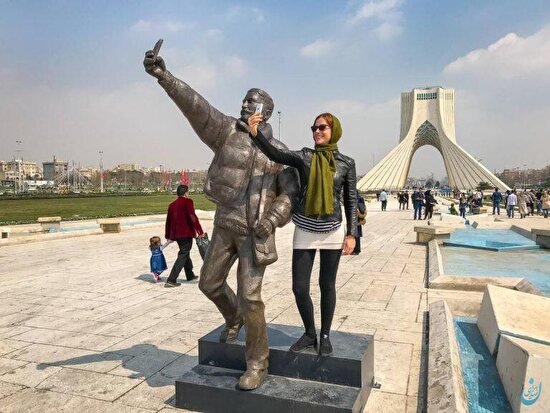 آیا تاسیس شرکت گردشگری تهران افسردگی پایتخت را درمان میکند؟/رئیس کمیته گردشگری شورای شهر: باید لبخند را به تهران برگردانیم آیا تاسیس شرکت گردشگری تهران افسردگی پایتخت را درمان میکند؟/رئیس کمیته گردشگری شورای شهر: باید لبخند را به تهران برگردانیم