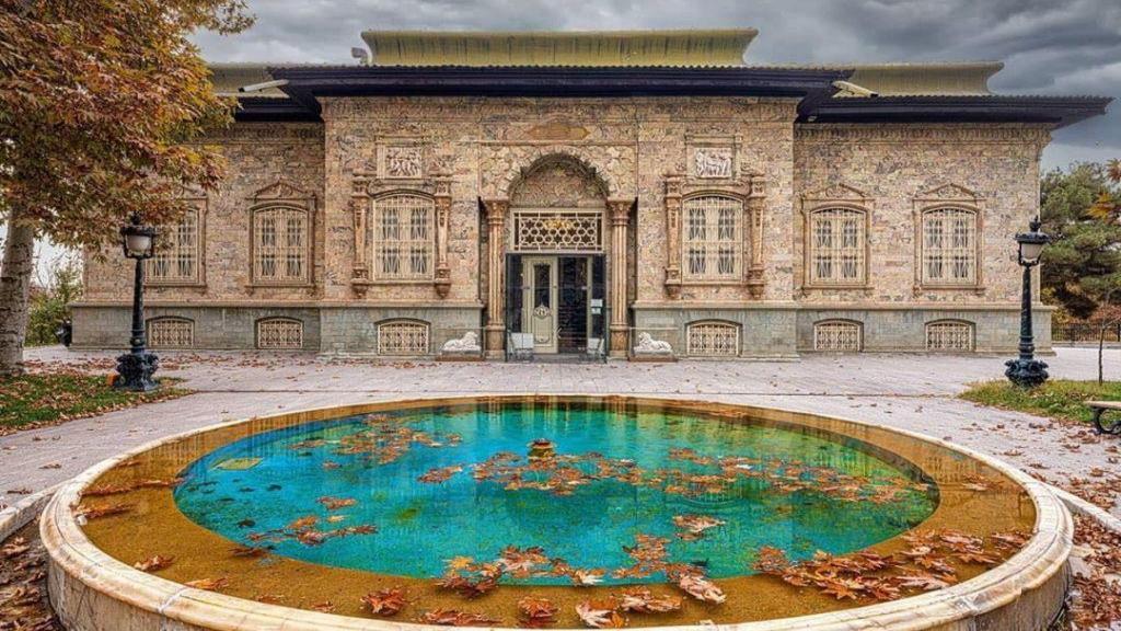 آیا تاسیس شرکت گردشگری تهران می تواند غم تهران را کم کند و نشاط شهری را افزایش دهد؟/رئیس کمیته گردشگری شورای شهر: باید لبخند را به تهران برگردانیم