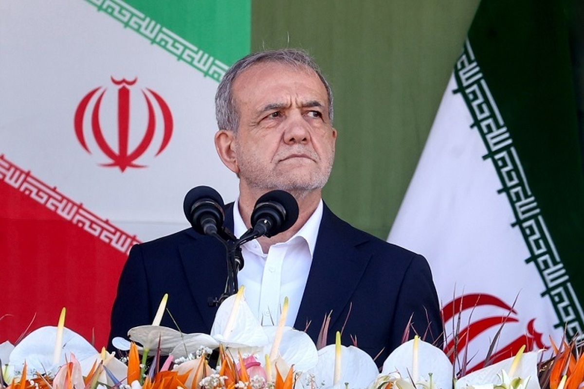 پزشکیان: آموزش درست به دانش‌آموزان ربطی به تحریم ندارد