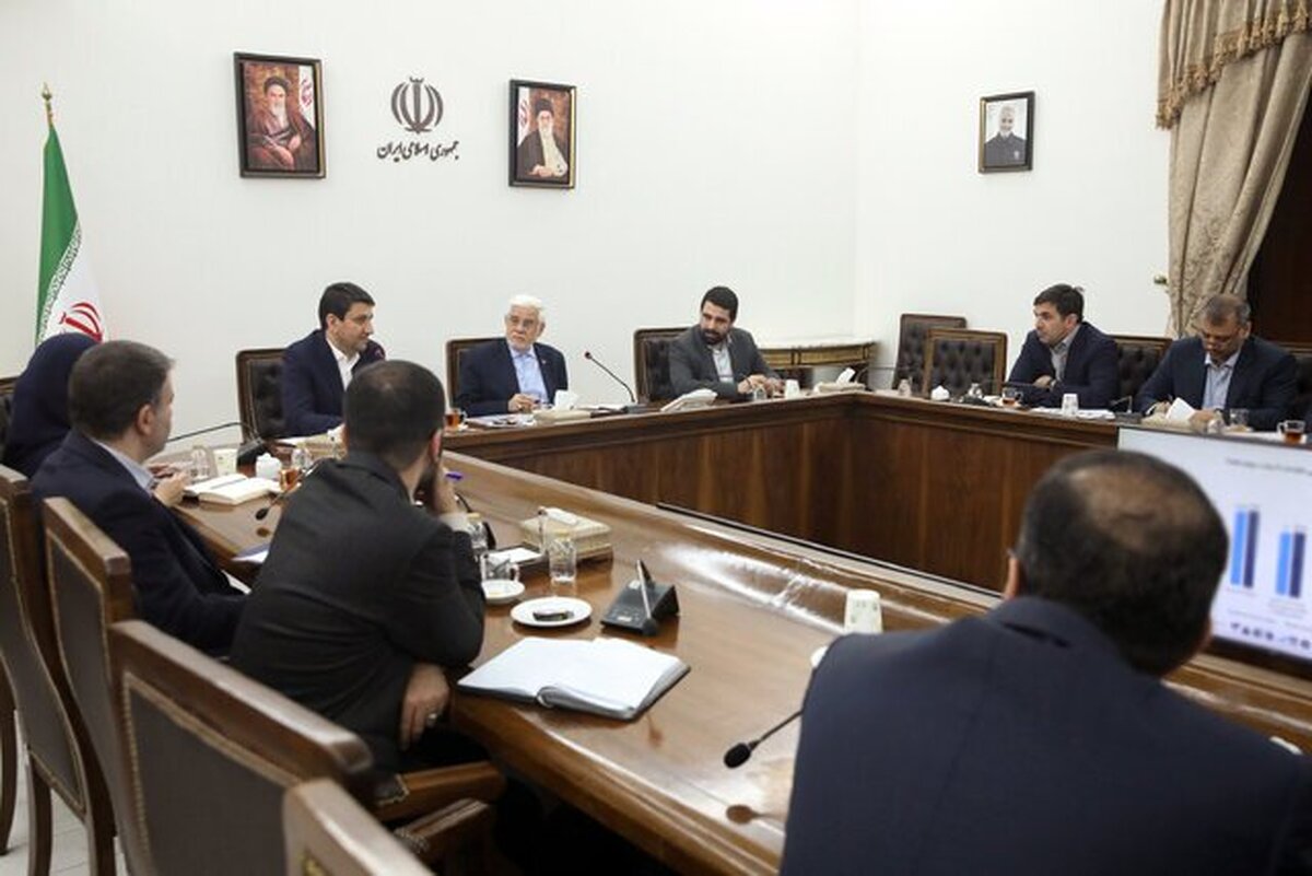 عارف: بستر تحقق شعار «ما میتوانیم» بیش از هر زمان دیگری فراهم شده است