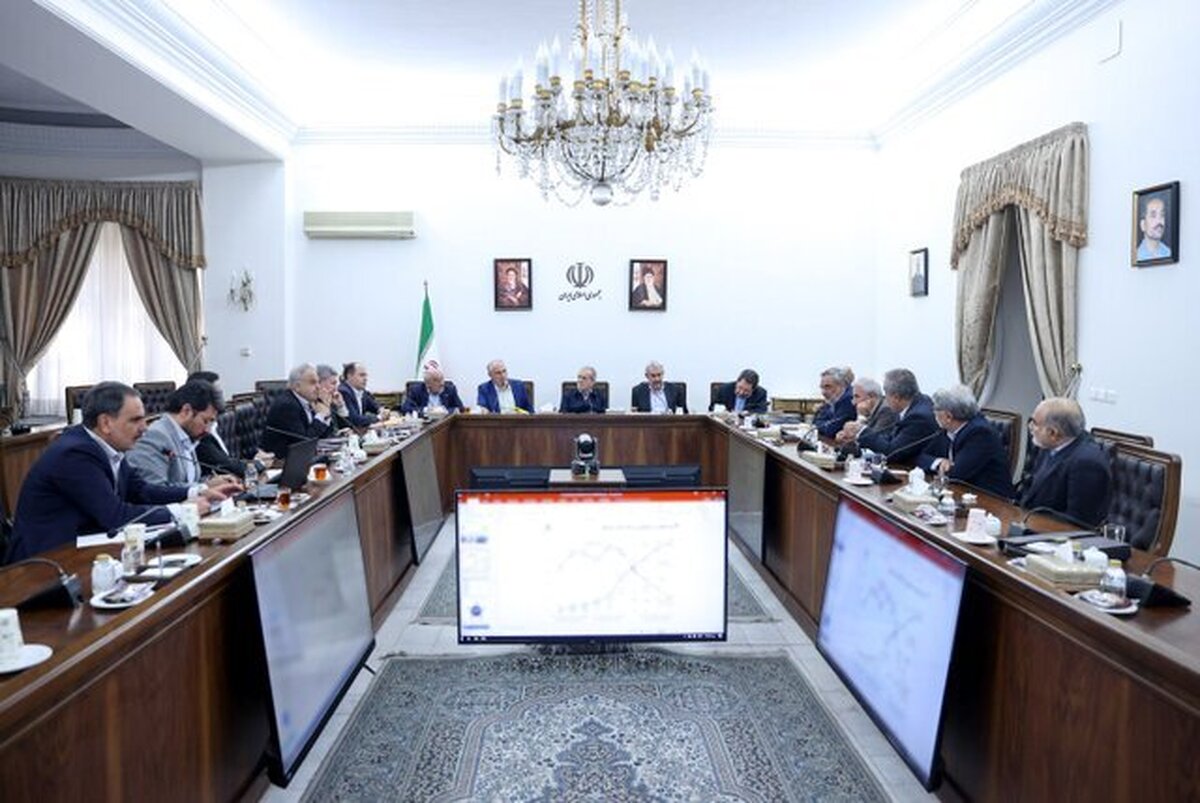 پزشکیان: منابع مالی و ارزی نباید در چرخه معیوب واسطهگری هدر برود