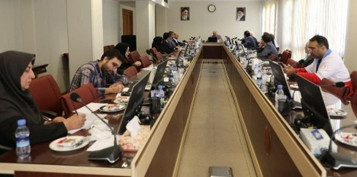 نشست فرهنگستان علوم پزشکی: راهبردهای سلامت روان دانش‌آموزان و دانشجویان در بحران بررسی شد