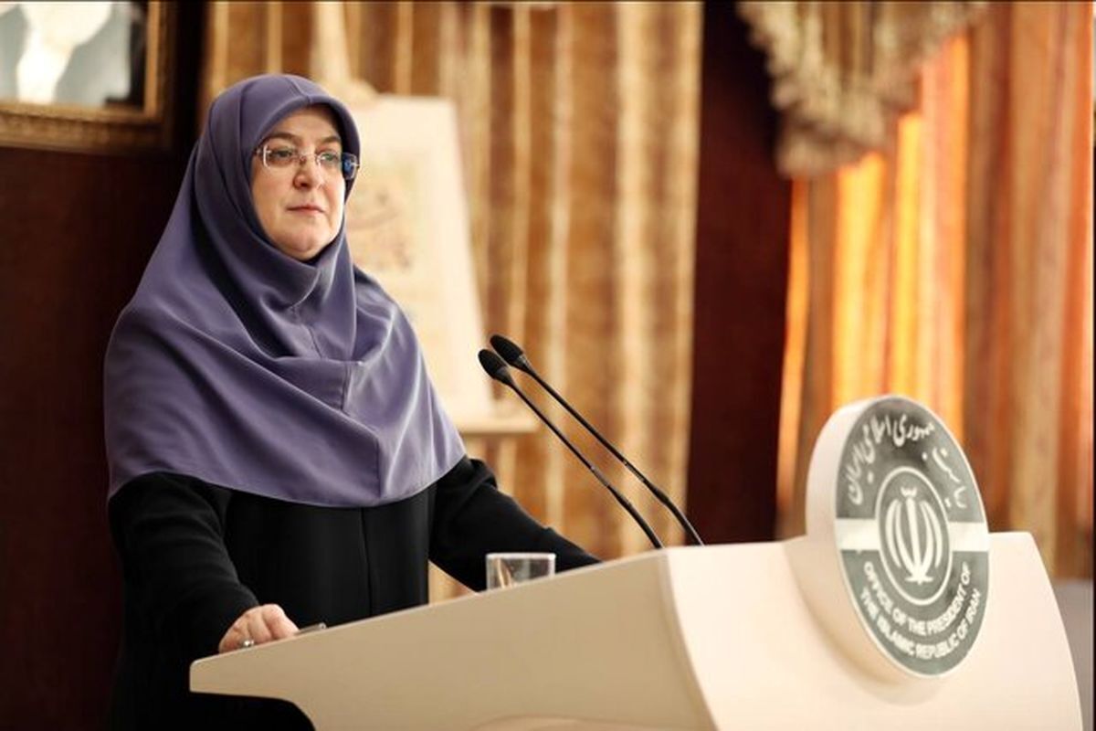 مهاجرانی: قیمت بنزین سهمیه‌ای تغییر نمی‌کند