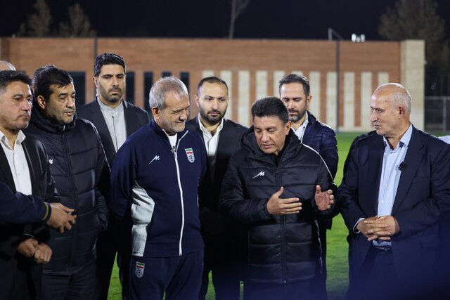 حضور پزشکیان در نخستین روز تشکیل مرحله جدید اردوی تیم ملی (+عکس) حضور پزشکیان در نخستین روز تشکیل مرحله جدید اردوی تیم ملی (+عکس)