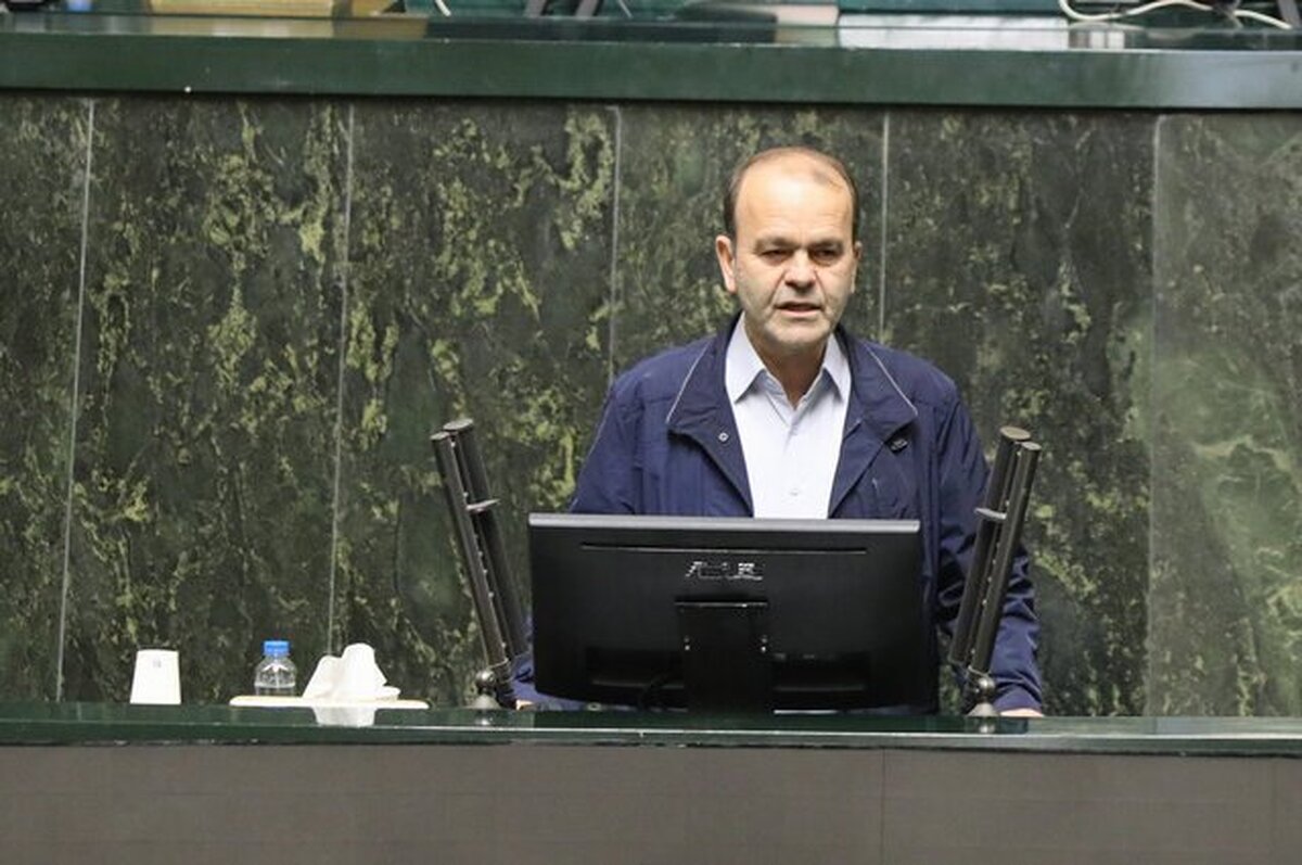 واکنش نصیرپور به شایعه استعفای «عارف»