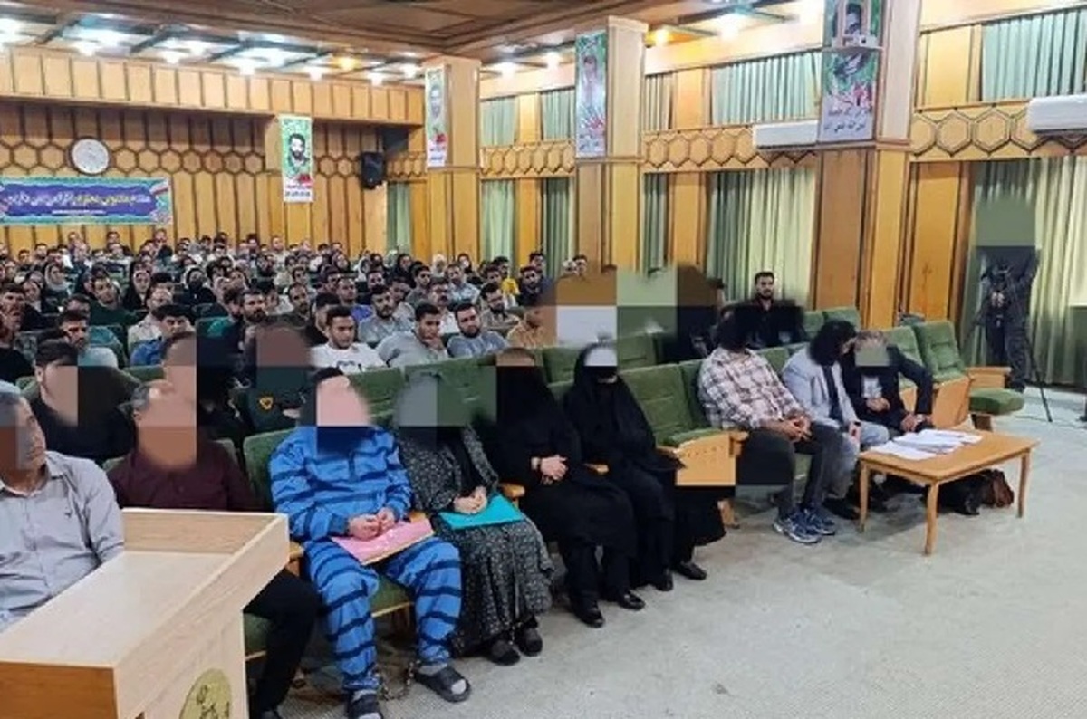 یکی از متهمین پرونده موبایل موسوی آزاد شد