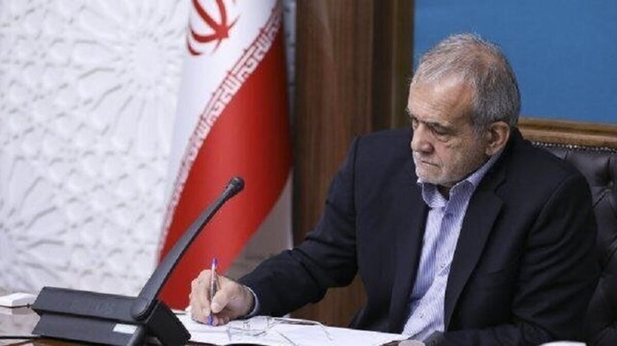 تبریک پزشکیان به بانوی کاراته‌کار ایرانی