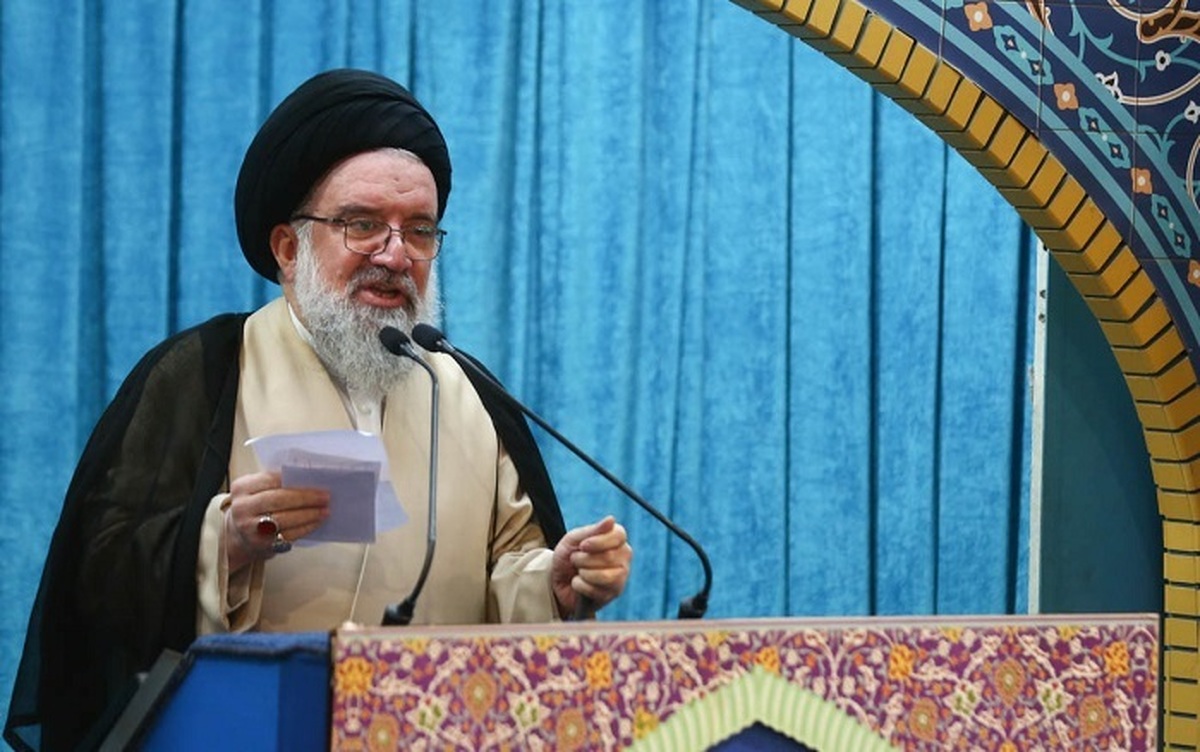 خاتمی: باندهای بی‌حجابی باید اعمال قانون شوند