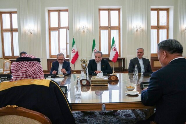 دیدار دیپلماتهای ارشد عربستان و چین با عراقچی دیدار دیپلماتهای ارشد عربستان و چین با عراقچی