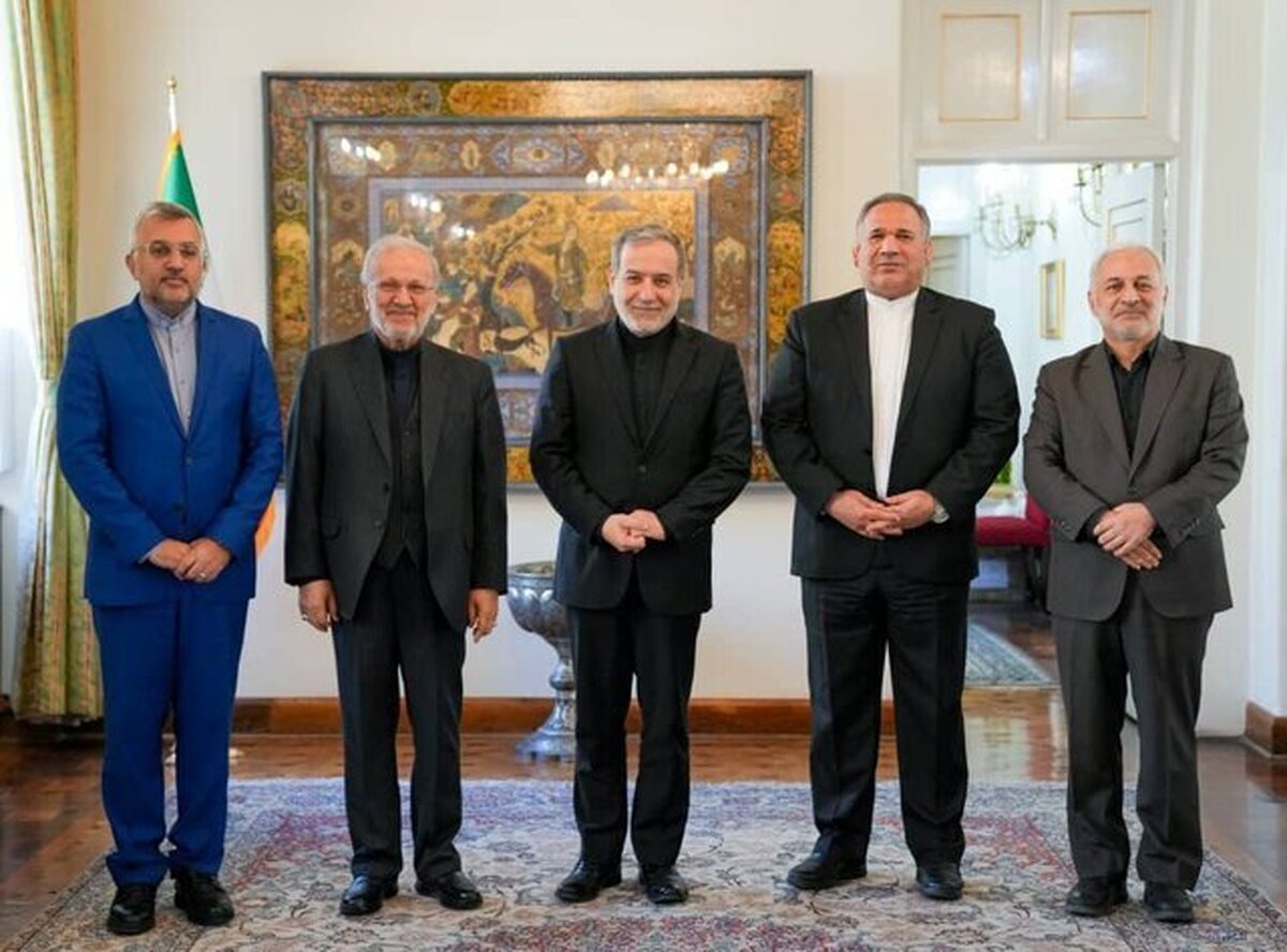 رایزنی رؤسای کمیسیون اقتصادی و کمیته دیپلماسی اقتصادی مجلس با عراقچی