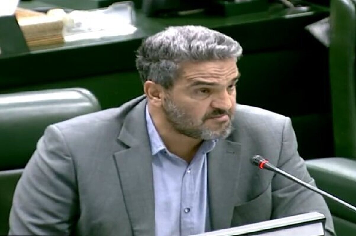 سهامداران متخلف بانک آینده بازداشت شوند